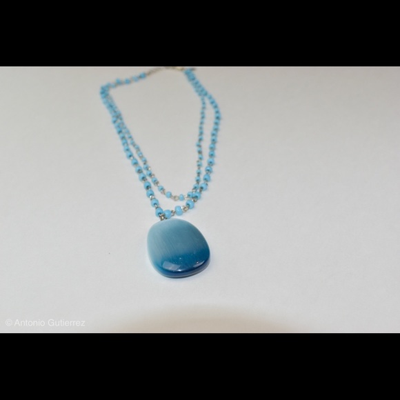 Blue Beads Necklace - Picture 3 of 4